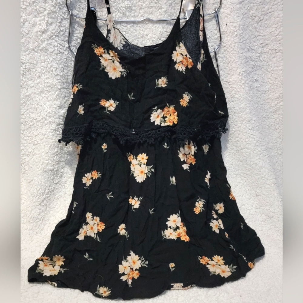Forever 21 Size XL floral tank top.
